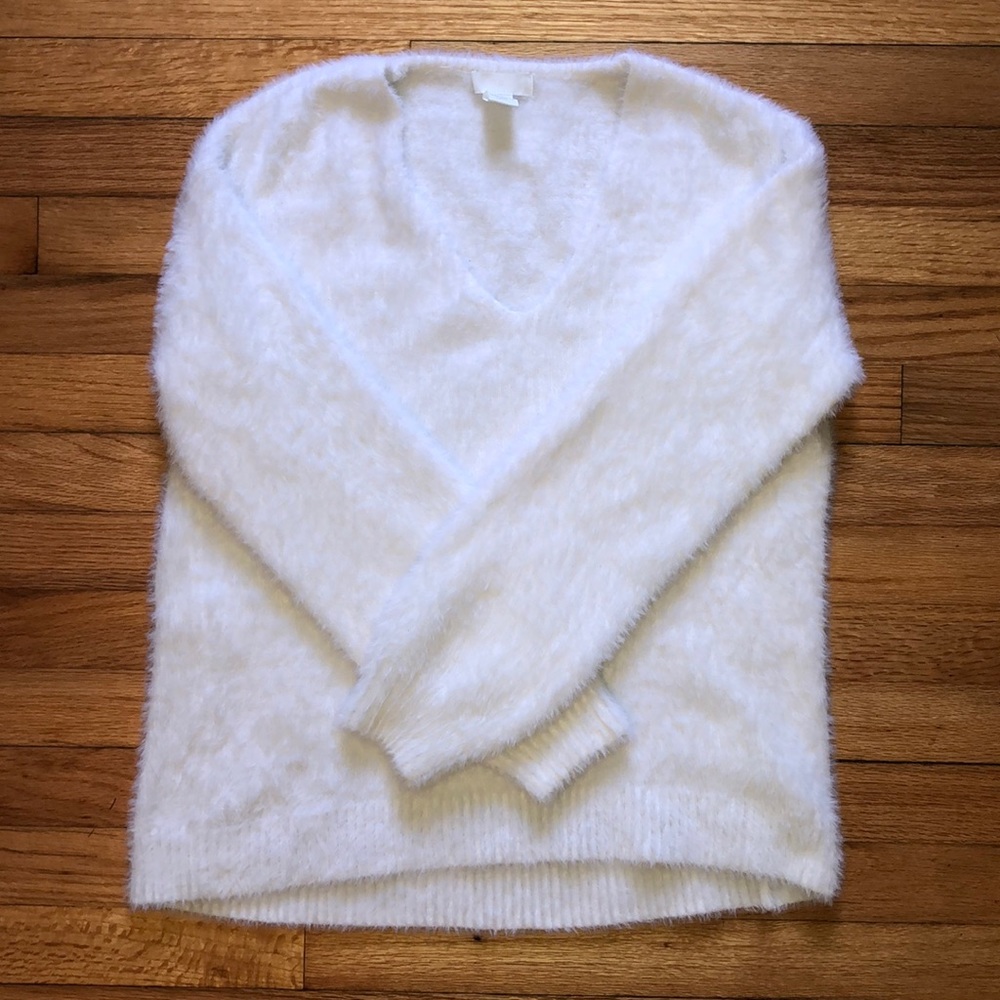 NWOT H&M White Furry Sweater